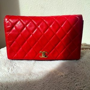 SOLD Vintage Chanel Quilted Purse